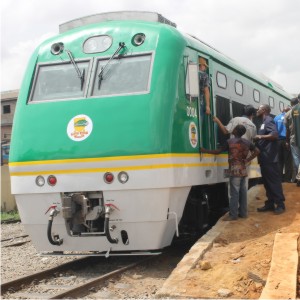 muslim-nigeria-dapat-naik-kereta-gratis-untuk-rayakan-idul-adha
